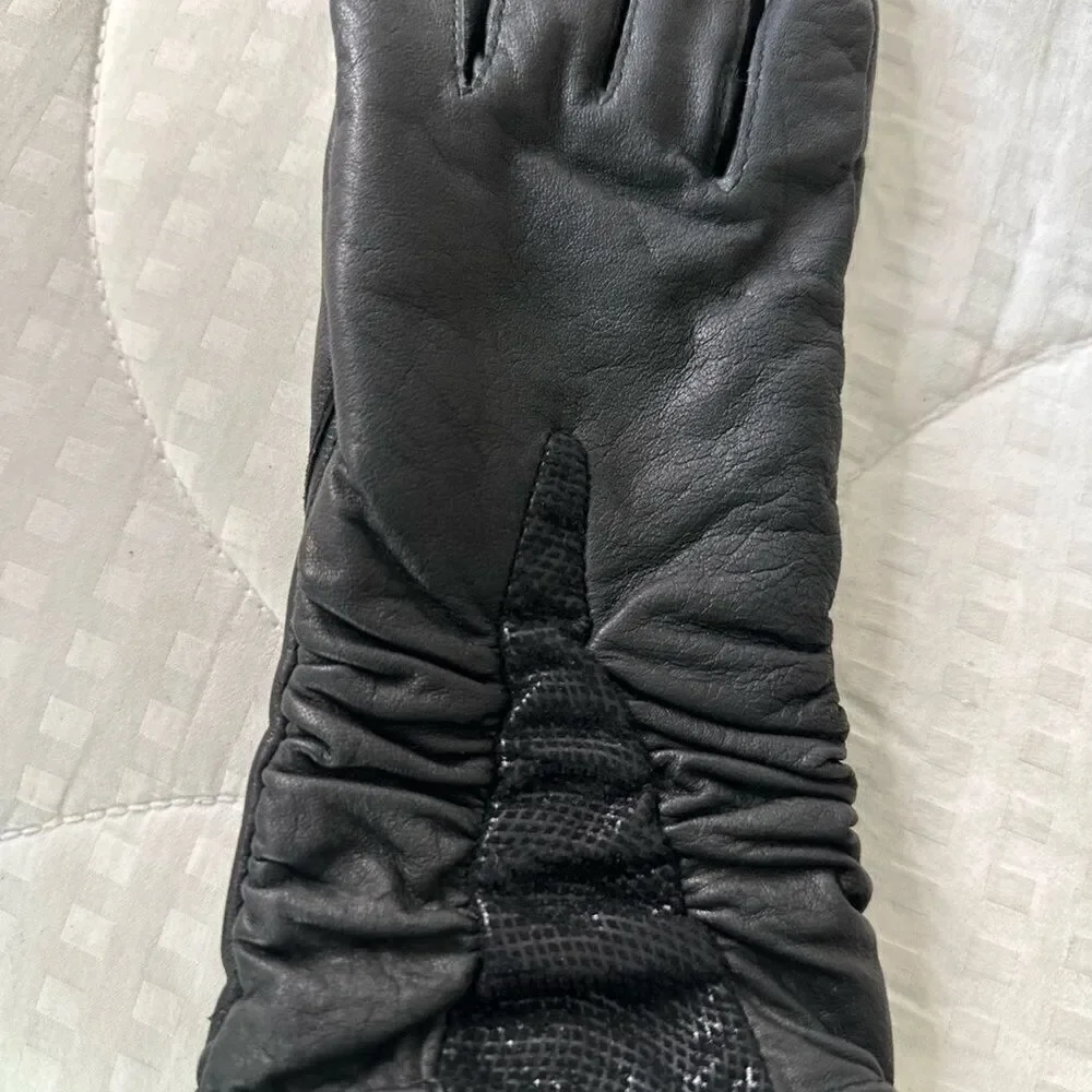 Wilsons Leather Womens Thinsulate Lined Touchpoint Leather Glove Black Small